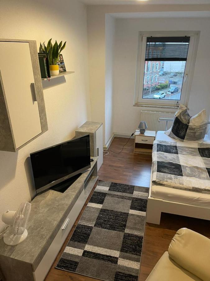Kleine Wohnung Fuer Monteure Und Dienstreisen Zwickau Eksteriør billede