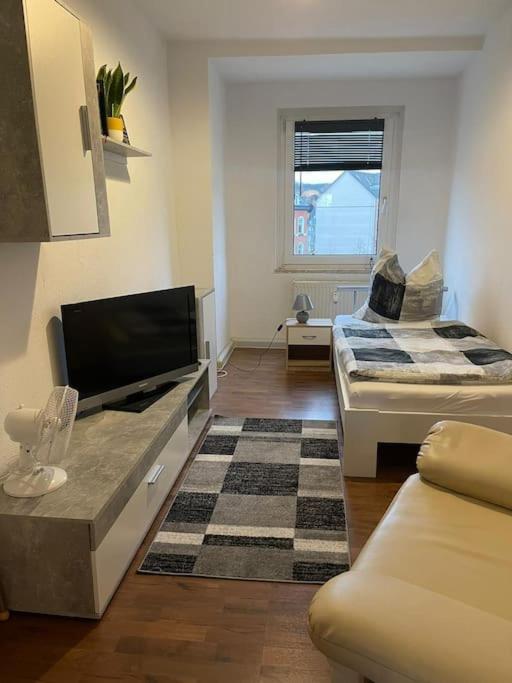 Kleine Wohnung Fuer Monteure Und Dienstreisen Zwickau Eksteriør billede